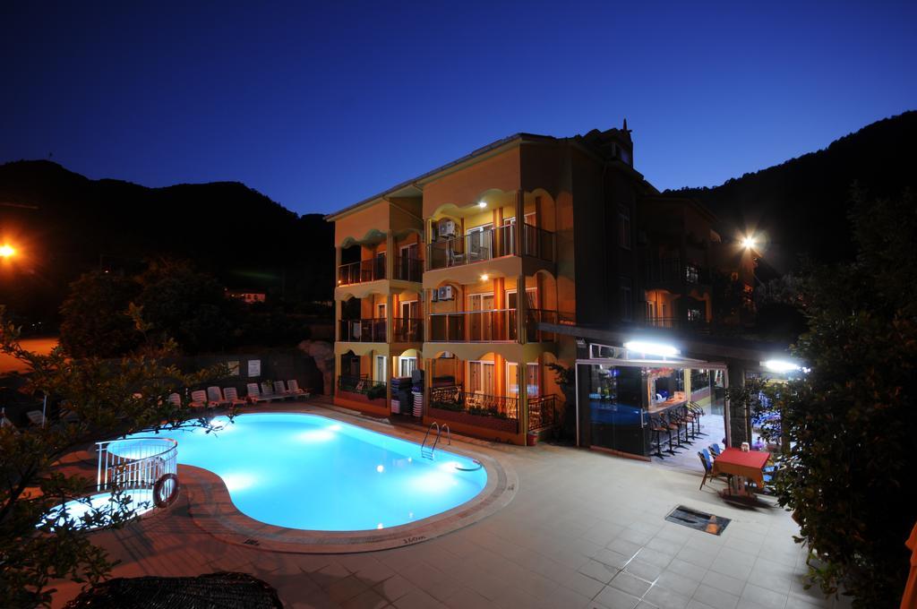 Kleopatra Apartments Icmeler Marmaris Exterior foto